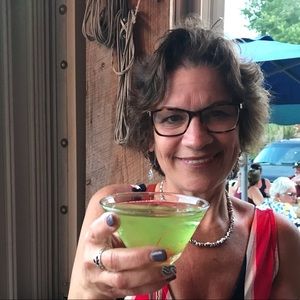 Meet your Posher, Celeste